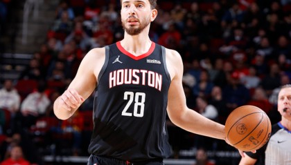 MK体育app下载-申京17投15中仍无缘今日最佳！对不起！东契奇爆砍80年NBA纪录